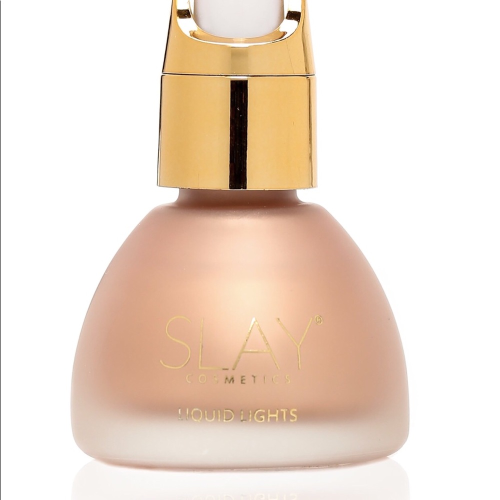 Slay Cosmetics liquid highlight